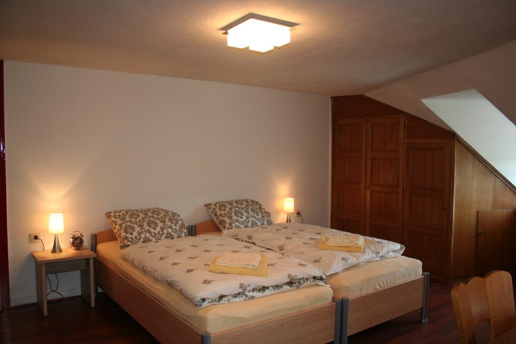 Grillglut Hotel Arnsberg Room photo